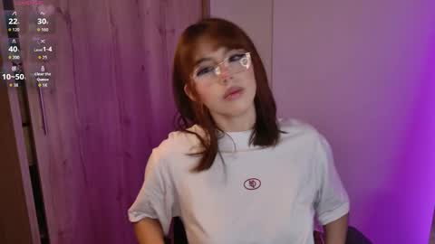 lily help me to collect more cosplay online show from December 4, 4:59 am