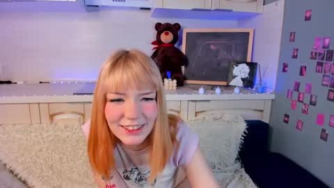 Snapshot of lina_blueeyed chatting on January 31, 6:35 am Lina blueeyed GMT3 1100-1700 Mon Wed Thu Sat Sun online show from January 31, 6:35 am
