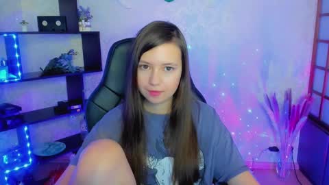 Snapshot of lina_brownie chatting on January 5, 2:17 am Lina online show from January 5, 2:17 am