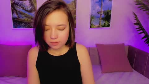 Snapshot of lina_brownie chatting on January 19, 2:15 am Lina online show from January 19, 2:15 am
