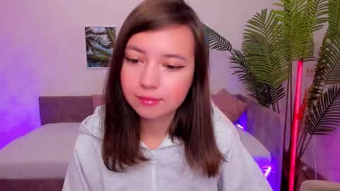 Snapshot of lina_brownie chatting on September 17, 2:09 am Lina online show from September 17, 2:09 am