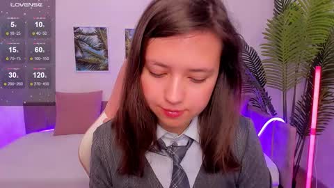 Snapshot of lina_brownie chatting on September 20, 3:49 am Lina online show from September 20, 3:49 am