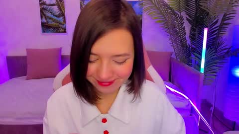 Snapshot of lina_brownie chatting on February 15, 1:53 am Lina online show from February 15, 1:53 am