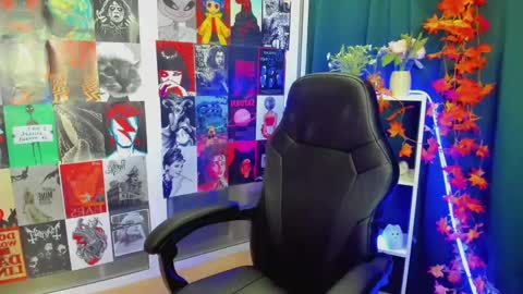Snapshot of lina_brownie chatting on December 27, 2:14 am Lina online show from December 27, 2:14 am