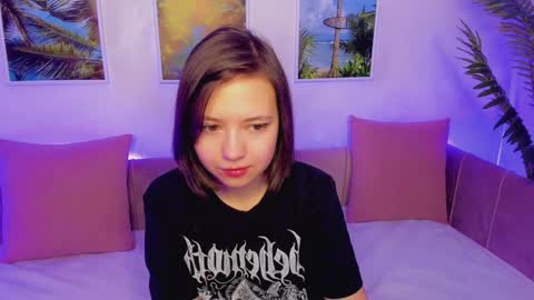Snapshot of lina_brownie chatting on January 21, 2:11 am Lina online show from January 21, 2:11 am