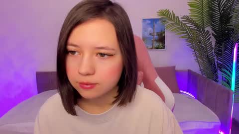 Snapshot of lina_brownie chatting on February 22, 1:44 am Lina online show from February 22, 1:44 am