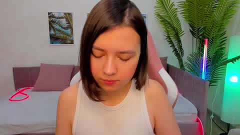Snapshot of lina_brownie chatting on February 4, 2:07 am Lina online show from February 4, 2:07 am