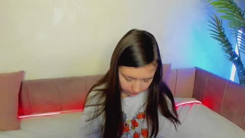 Snapshot of lina_brownie chatting on January 7, 2:42 am Lina online show from January 7, 2:42 am