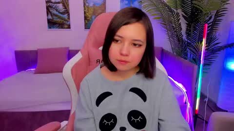 Snapshot of lina_brownie chatting on February 12, 2:03 am Lina online show from February 12, 2:03 am