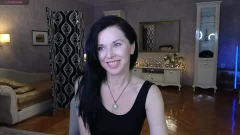 lina_flore online show from April 24, 7:49 pm