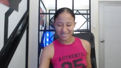 Snapshot of lina_kl chatting on October 3, 3:55 am lina_kl online show from October 3, 3:55 am