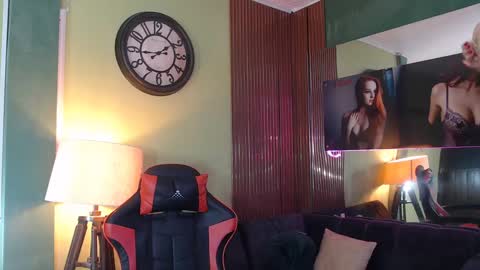 Snapshot of lina_kl chatting on September 16, 3:58 am lina_kl online show from September 16, 3:58 am