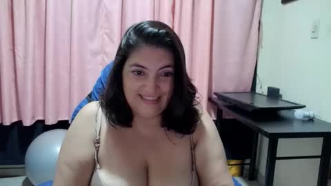 Lina Mara99 online show from February 15, 7:51 am
