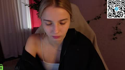 LINA online show from April 30, 1:11 am