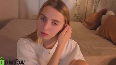 LINA online show from July 17, 1:54 am