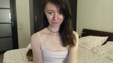 Lina Rouge online show from July 17, 3:33 am
