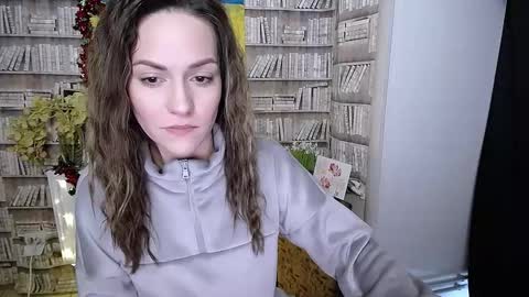 Lina online show from December 22, 7:44 am