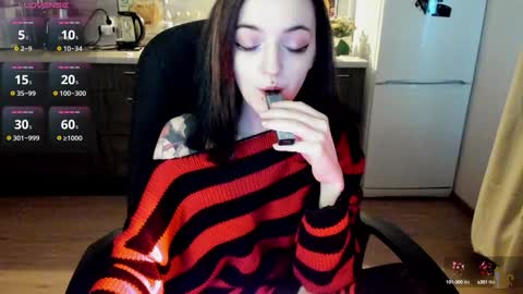 Snapshot of lina_tyaan chatting on December 26, 8:28 am Lina 3 1715622743 online show from December 26, 8:28 am