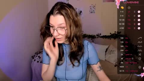 Snapshot of linablossom chatting on October 8, 3:00 am Lina online show from October 8, 3:00 am