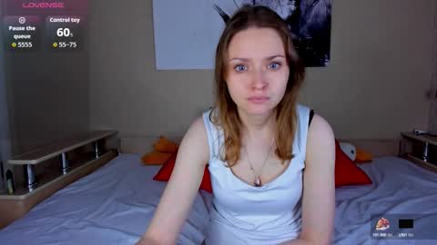 Snapshot of lindaeva chatting on October 1, 10:42 am Linda online show from October 1, 10:42 am