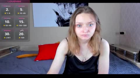 Snapshot of lindaeva chatting on September 13, 11:18 am Linda online show from September 13, 11:18 am