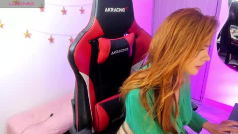 Linda Silverstone online show from April 9, 1:41 am