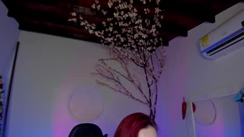 Snapshot of lindsay_khaleesi chatting on October 15, 4:59 am Lindsay online show from October 15, 4:59 am