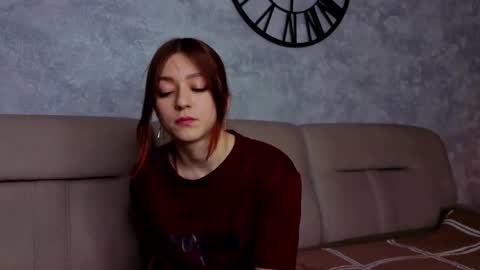 lindsayvandy online show from April 12, 10:40 am