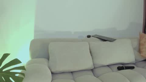 Lindsey Moss online show from November 6, 3:56 am