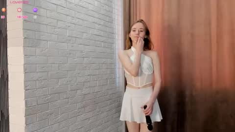 Elvina online show from February 18, 4:48 am