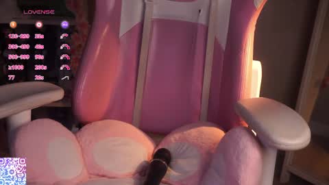 Lina online show from July 8, 10:45 pm