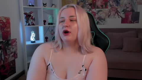 LioraArdyn online show from March 25, 5:44 am