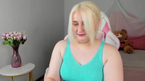 LioraArdyn online show from June 6, 4:24 pm
