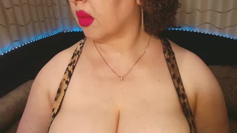 Snapshot of lipsaddiction chatting on October 9, 2:10 pm LIpsAddiction online show from October 9, 2:10 pm