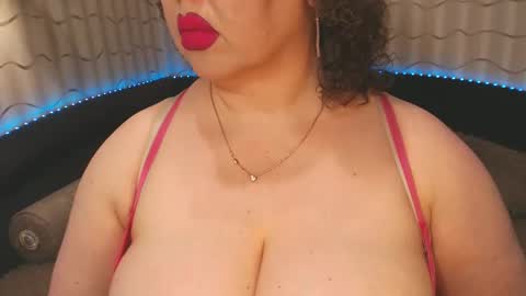 Snapshot of lipsaddiction chatting on March 5, 4:02 pm LIpsAddiction online show from March 5, 4:02 pm