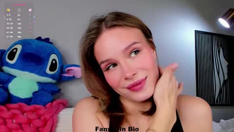 Lina online show from October 14, 1:30 am