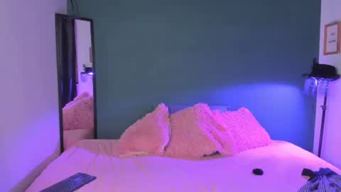 liry online show from July 4, 7:32 pm