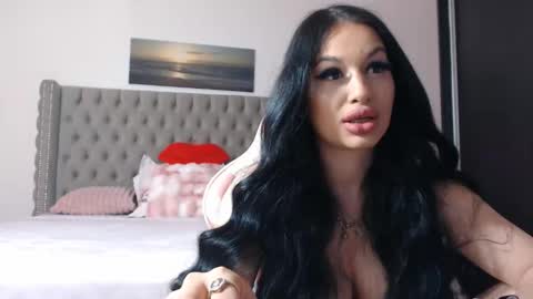 Lisa online show from April 22, 7:55 pm