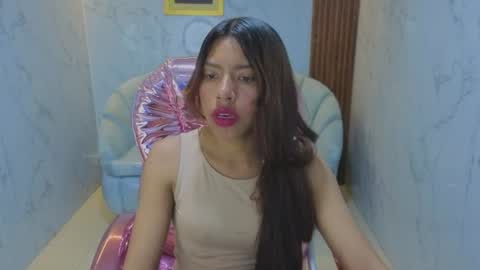 Liz online show from June 22, 8:17 pm
