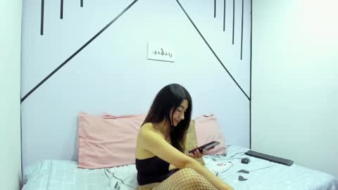 lisa white  online show from November 7, 1:06 pm