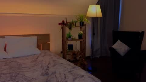 lisaaaliss online show from June 23, 11:08 am
