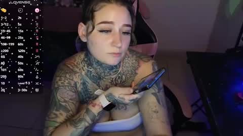 lisacasandra online show from September 17, 12:30 am