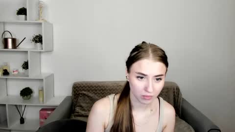 Lisa online show from April 23, 12:29 pm