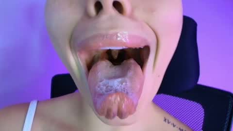 Lisbet online show from October 30, 10:33 pm