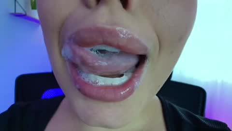 Lisbet online show from January 20, 6:43 pm