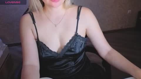 Snapshot of lisenok26 chatting on October 10, 2:38 am Anna online show from October 10, 2:38 am