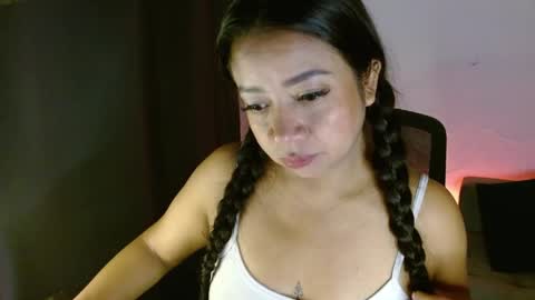  Liss  online show from April 28, 6:06 am