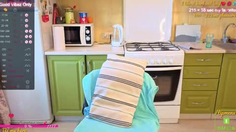 I will be online December 3 at 8PM  time Moscow online show from April 21, 6:53 am