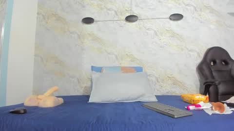 Lisa online show from February 6, 3:06 am