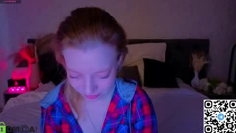 Lissa online show from April 27, 1:35 am